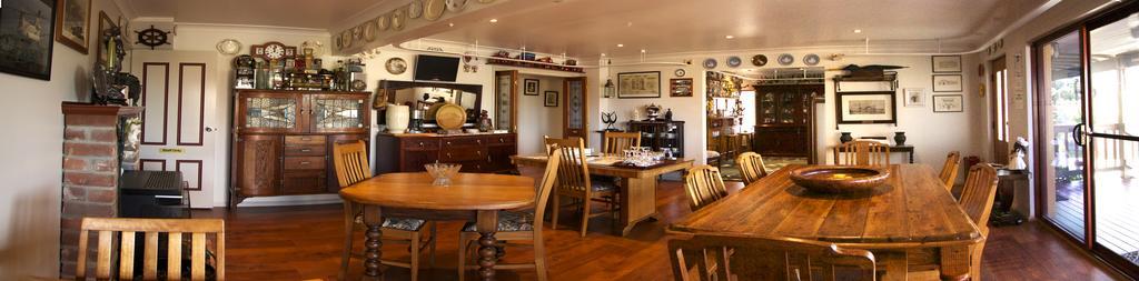 Anchors Aweigh - Adult & Guests Only Hotell Narooma Eksteriør bilde